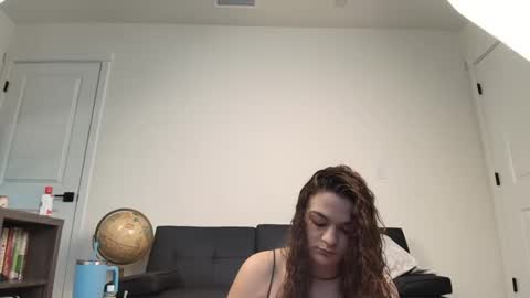 Mina online show from 8, 1, 2025