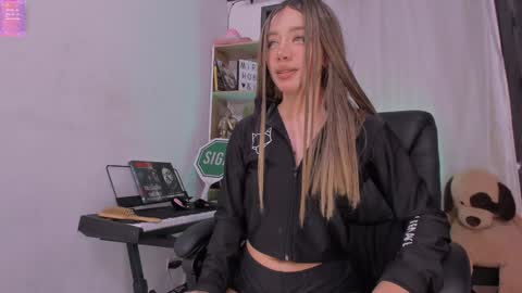 Camila   independent model online show from 16, 1, 2025