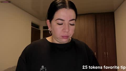 _miss_coco_ online show from 2, 2, 2025