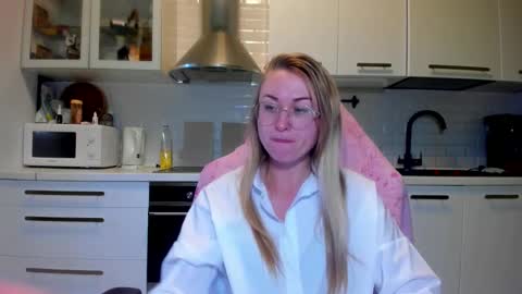 Eva online show from 4, 10, 2025