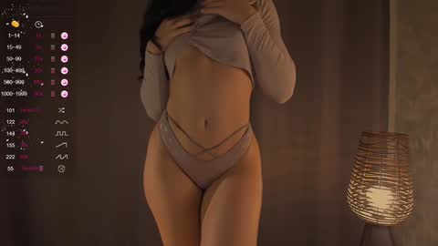 NatalieNat online show from 2, 2, 2025