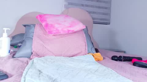 Luna online show from 8, 3, 2026