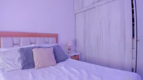 Snapshot of _natasha18_ chatting on 28, 10, 2025 Natasha online show from 28, 10, 2025