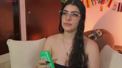 Snapshot of _niah chatting on 30, 6, 2026 NiniHelp me by giving my show a thumbs up online show from 30, 6, 2026