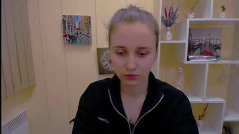 Nica online show from 5, 3, 2025