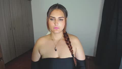 Nina  online show from 30, 12, 2024