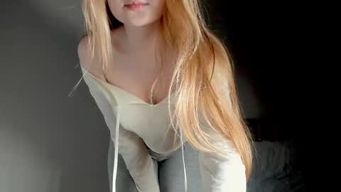Snapshot of _o0o__ chatting on 2, 12, 2025 Adalin online show from 2, 12, 2025
