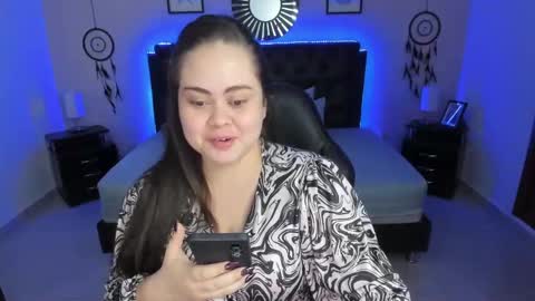 Olivia jones online show from 17, 11, 2025