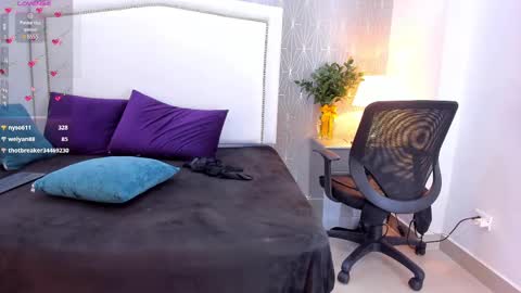  peach1  online show from 11, 2, 2025