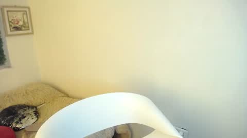 Snapshot of _poison_sweet chatting on 28, 7, 2026 Laura online show from 28, 7, 2026