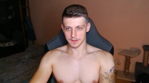 Snapshot of _purrari chatting on 7, 10, 2025 Vampire online show from 7, 10, 2025