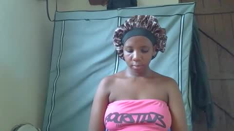 queen online show from 25, 2, 2026