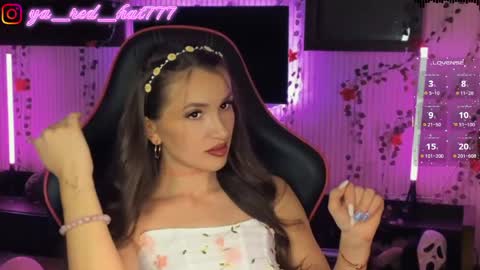 Snapshot of _red_hat_7 chatting on 4, 4, 2026 -RED HAT- online show from 4, 4, 2026