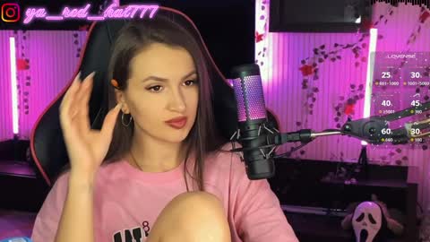 Snapshot of _red_hat_7 chatting on 7, 4, 2026 -RED HAT- online show from 7, 4, 2026