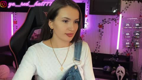 Snapshot of _red_hat_7 chatting on 12, 4, 2026 -RED HAT- online show from 12, 4, 2026