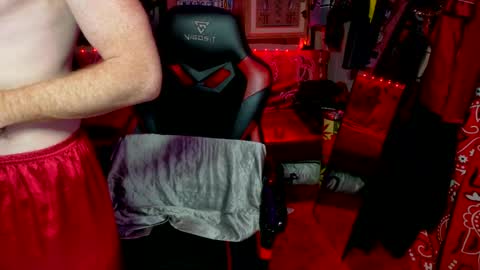 Snapshot of _redxxx chatting on 17, 7, 2026 REDxxx online show from 17, 7, 2026