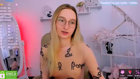 I am Rina online show from 5, 3, 2025