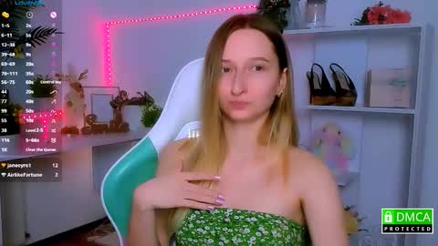 I am Rina online show from 5, 12, 2025