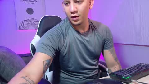 Roberto online show from 7, 3, 2026