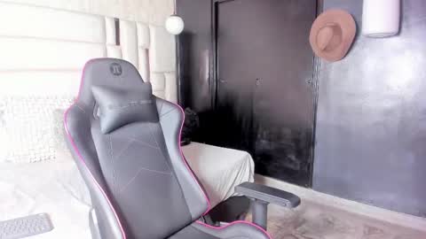 _sammy_ice online show from 5, 3, 2025