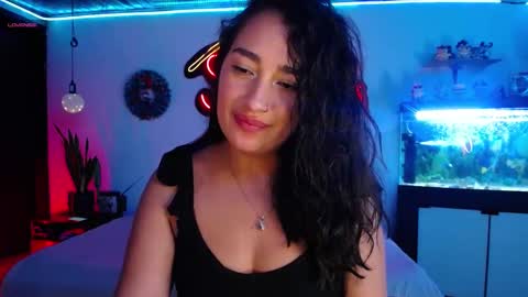 Snapshot of _santalove_ chatting on 8, 1, 2025 SantaLove online show from 8, 1, 2025