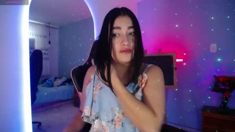 Snapshot of _santalove_ chatting on 18, 9, 2025 SantaLove online show from 18, 9, 2025