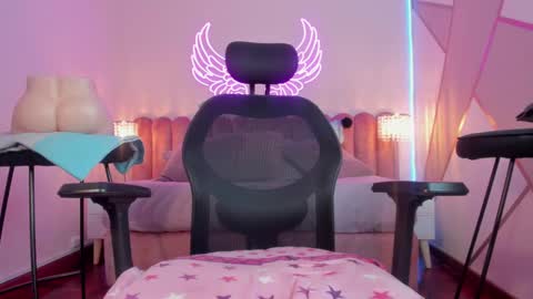 Scarlett online show from 21, 2, 2025