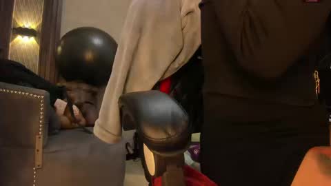 Selene online show from 9, 9, 2025