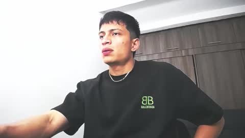 Juan Pablo-independent model online show from 13, 2, 2026