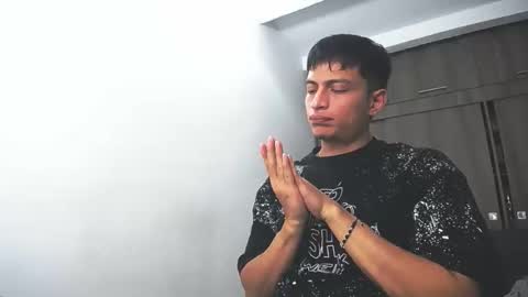 Juan Pablo-independent model online show from 15, 2, 2026