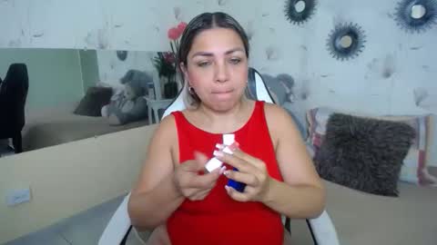 Snapshot of _sexyredhead_ chatting on 16, 12, 2025 KATA online show from 16, 12, 2025