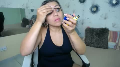 Snapshot of _sexyredhead_ chatting on 18, 12, 2025 KATA online show from 18, 12, 2025