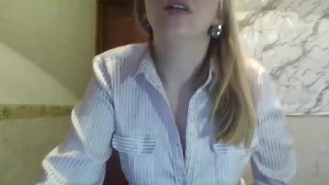 Snapshot of _sexyxsveta_ chatting on 1, 2, 2026 SexyXSveta online show from 1, 2, 2026