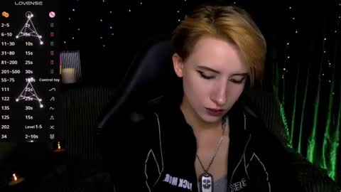Snapshot of _shadow_devil__ chatting on 28, 7, 2026 Alex online show from 28, 7, 2026