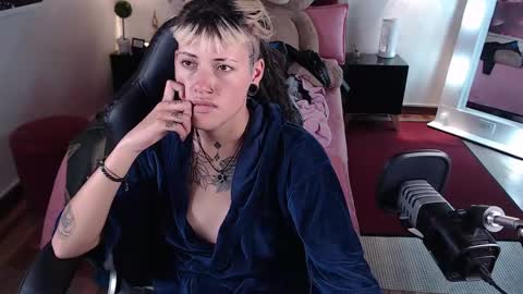 _sharlotte777 online show from 19, 2, 2025