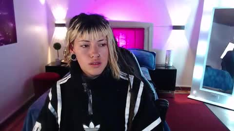 _sharlotte777 online show from 2, 3, 2025