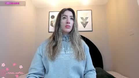 Snapshot of _sofia_cruz chatting on 21, 6, 2026 640 200 online show from 21, 6, 2026