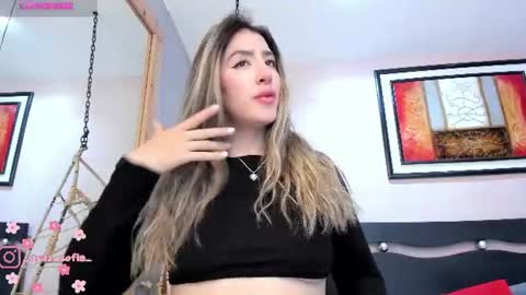 Snapshot of _sofia_cruz chatting on 1, 7, 2026 640 200 online show from 1, 7, 2026