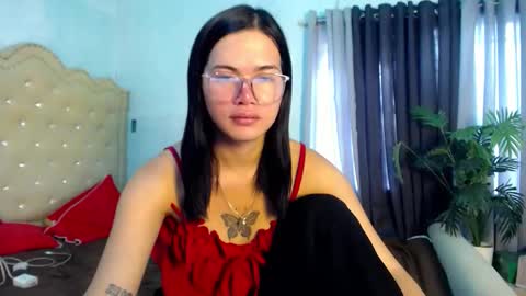 _sophie_69 online show from 25, 2, 2026
