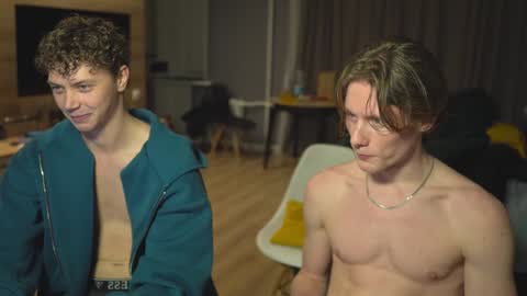 OLIVERpvt is open online show from 28, 1, 2025