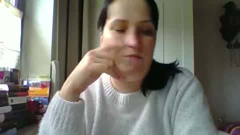 Snapshot of _squirty_pussyyy_ chatting on 19, 12, 2025 Melisa online show from 19, 12, 2025