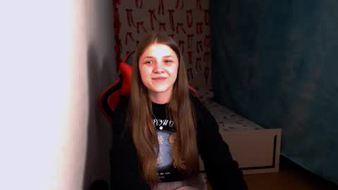 Snapshot of _sweet_foxy_ chatting on 15, 12, 2025 Mari online show from 15, 12, 2025