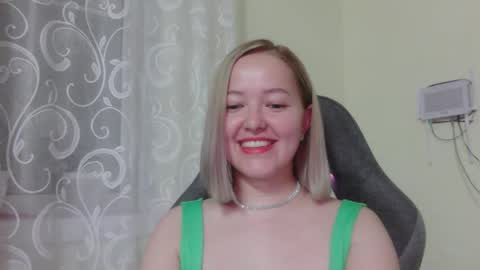 _sweet_smile_ online show from 11, 9, 2025