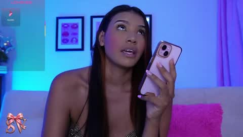 Snapshot of _sweet_vict0ria1 chatting on 25, 5, 2026 0900 p.m a 0500 a.m Colombia time UTC -5 online show from 25, 5, 2026