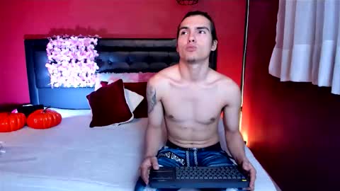    online show from 14, 10, 2025