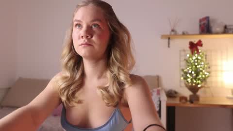 Annie online show from 5, 1, 2025