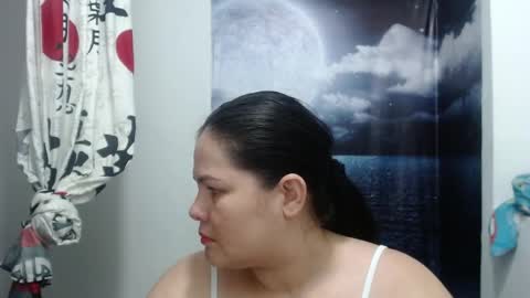 Snapshot of _thamaraa_ chatting on 10, 4, 2026 Tamara online show from 10, 4, 2026