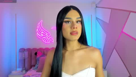 Snapshot of _tiffany_collins chatting on 21, 5, 2026 tiffany online show from 21, 5, 2026