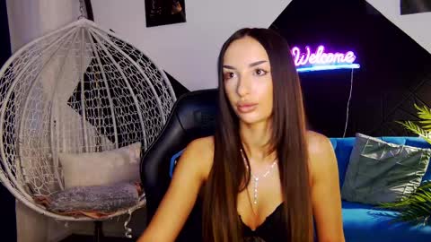 _tiffany_west online show from 22, 5, 2026