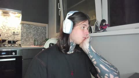 _torfin_ online show from 6, 3, 2025